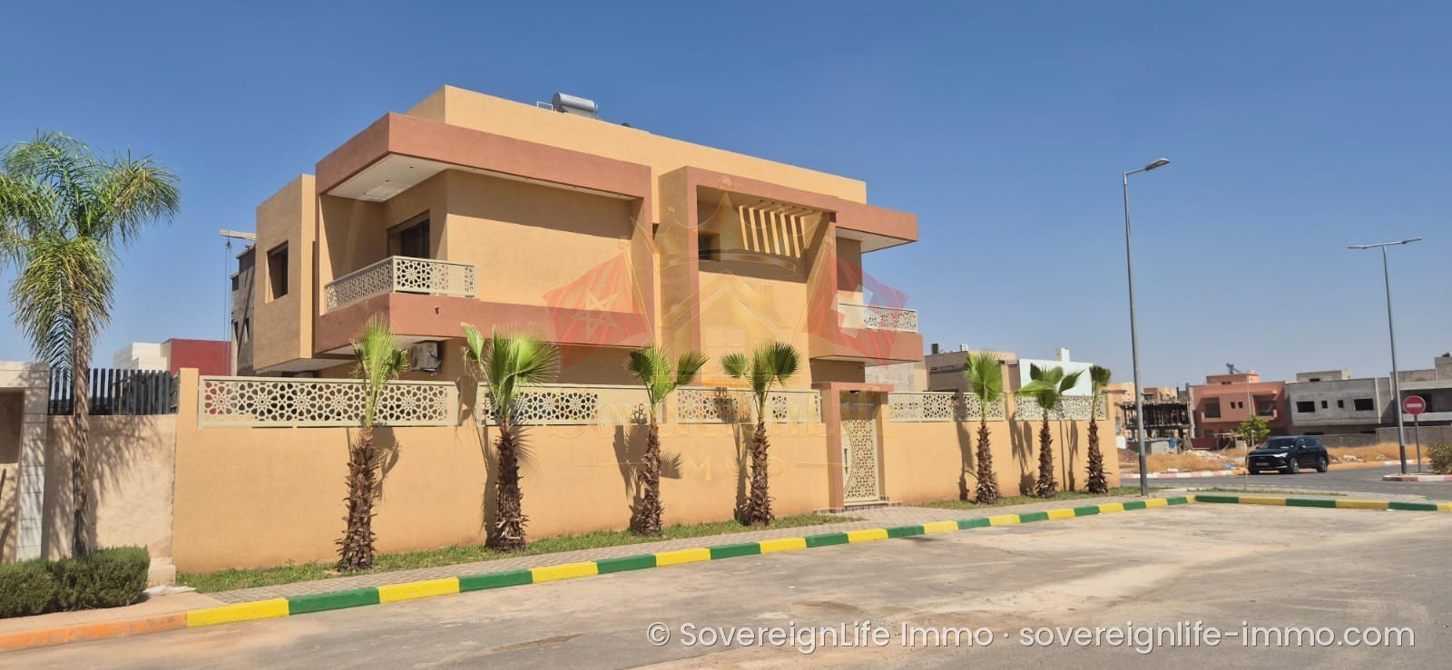 Villa neuve d'angle avec piscine – 2 façades – 378 m² – Basateen, Marrakech